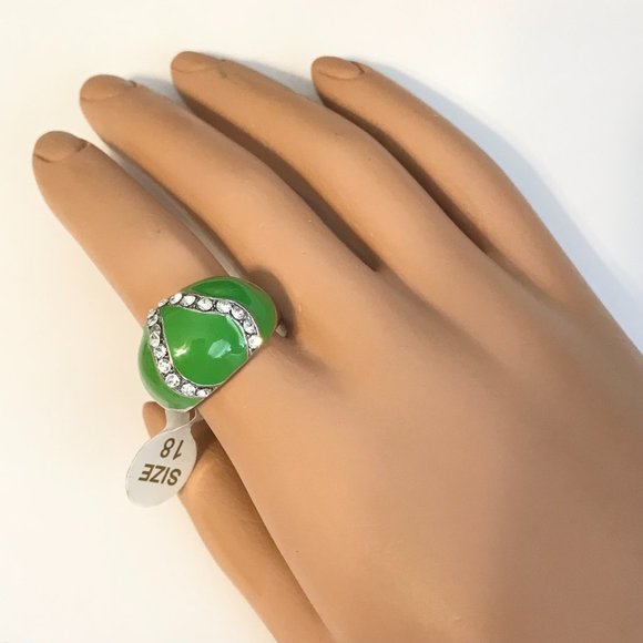 Vintage Green Enamel Cocktail Ring Silver Plated Crystal Rhinestone Size 8 Boho - Picture 5 of 12